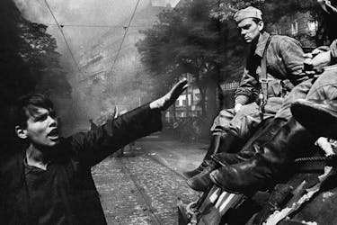 Gira sobre la Segunda Guerra Mundial y el comunismo en Praga